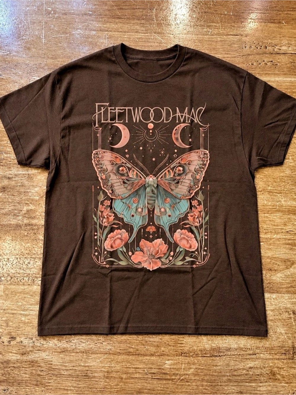 Fleetwood Mac Graphic Short Sleeve Tee in Dark Chocolate Color